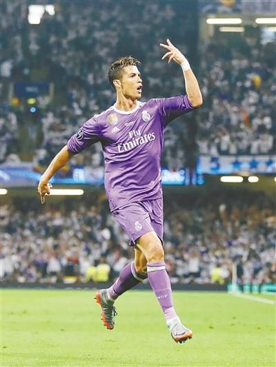 华莱士怒斥 华莱士怒斥